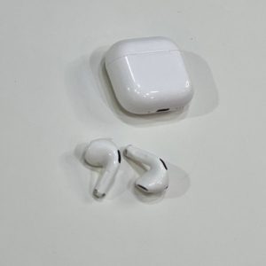 airpods 4 برند : apple دارای کیفیت بسیار بالا مکالمه و موزیک دارای صدای سه بعدی